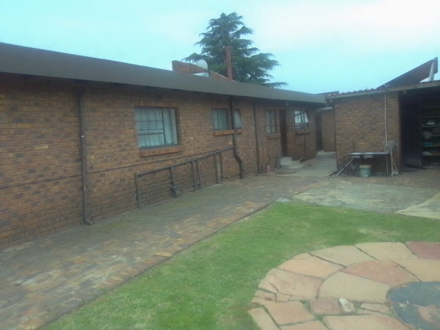 4 Bedroom Property for Sale in Dalpark Gauteng