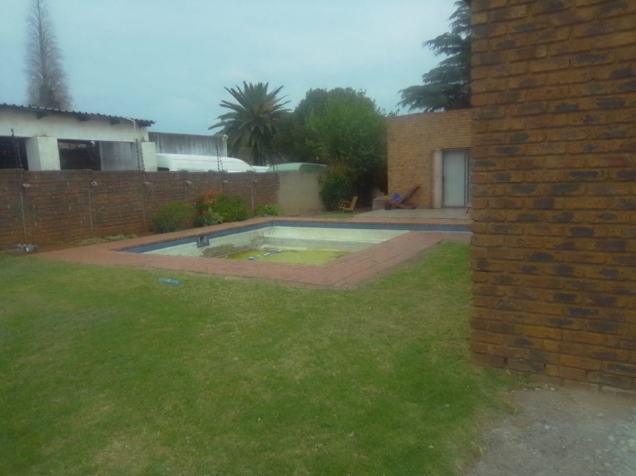 4 Bedroom Property for Sale in Dalpark Gauteng