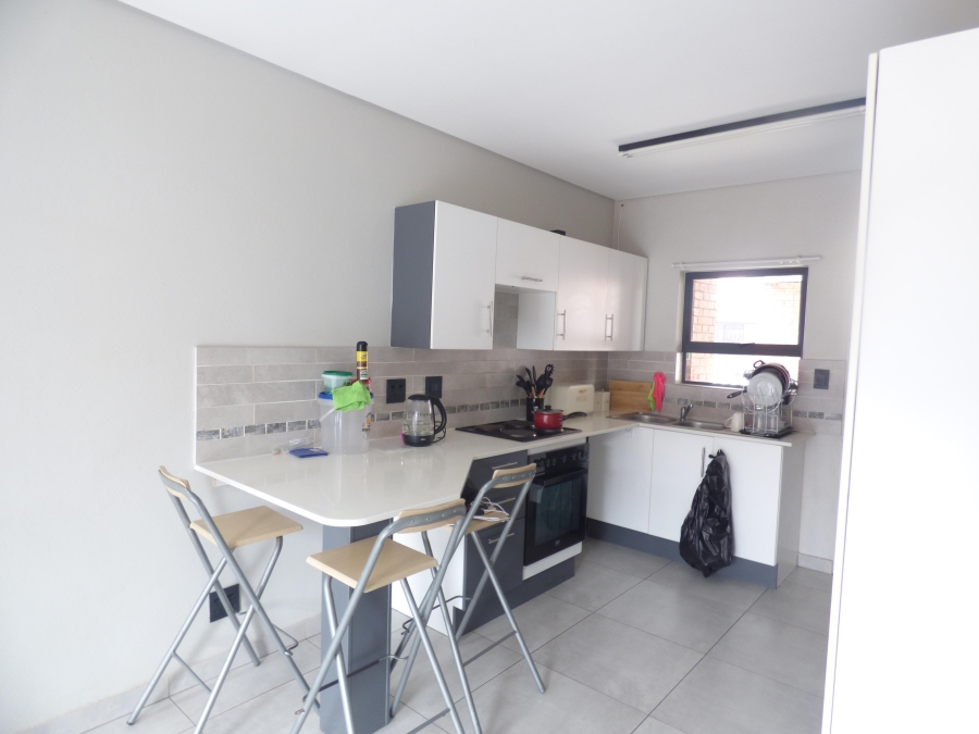 2 Bedroom Property for Sale in Ravenswood Gauteng