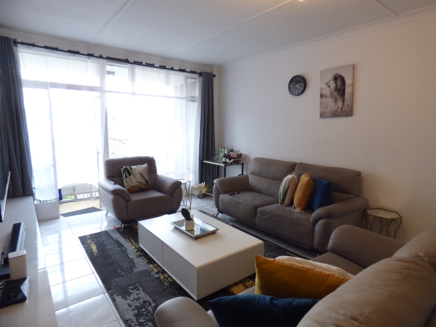 2 Bedroom Property for Sale in Benoni Central Gauteng