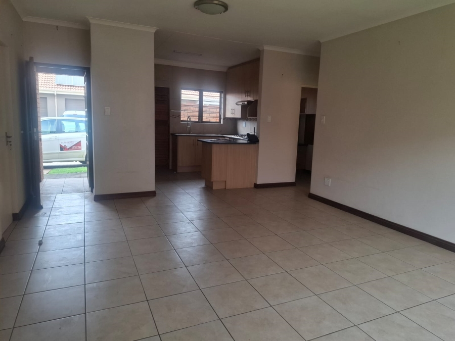 2 Bedroom Property for Sale in Pomona Gauteng