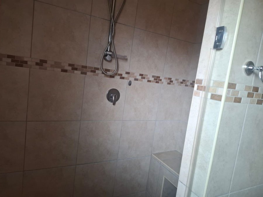 2 Bedroom Property for Sale in Pomona Gauteng