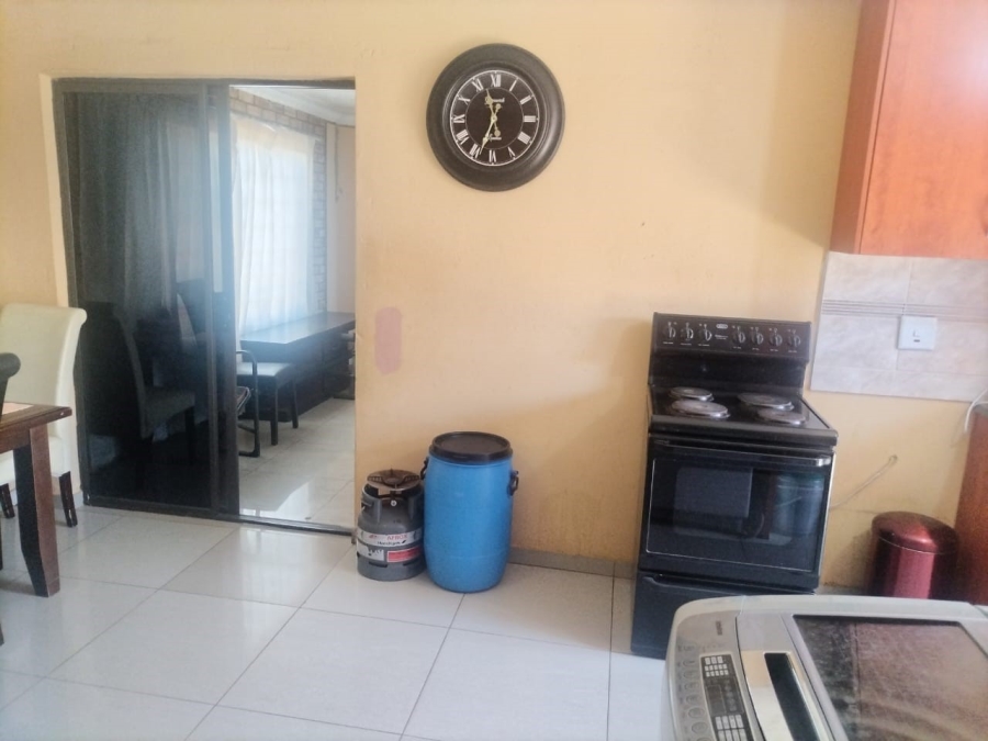3 Bedroom Property for Sale in Protea Glen Gauteng