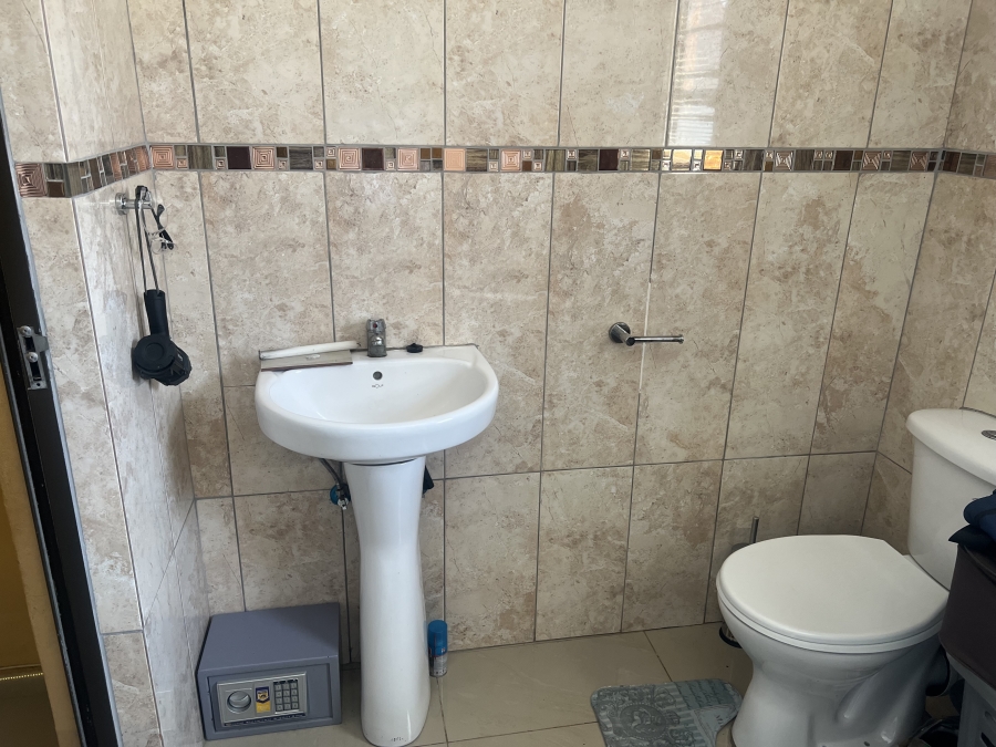 3 Bedroom Property for Sale in Protea Glen Gauteng