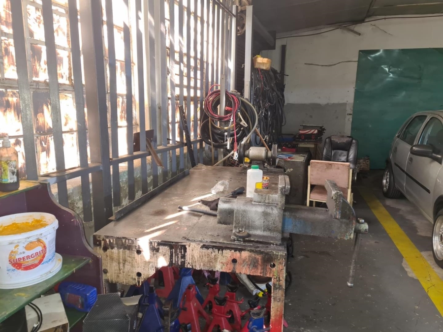 Commercial Property for Sale in Selection Park Gauteng