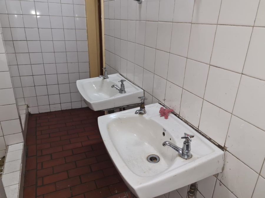 Commercial Property for Sale in Selection Park Gauteng