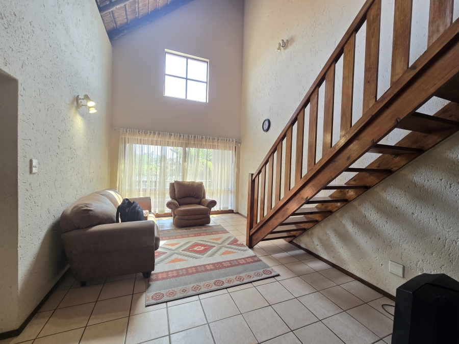 2 Bedroom Property for Sale in Sunninghill Gauteng