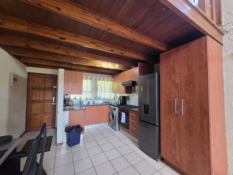 2 Bedroom Property for Sale in Sunninghill Gauteng