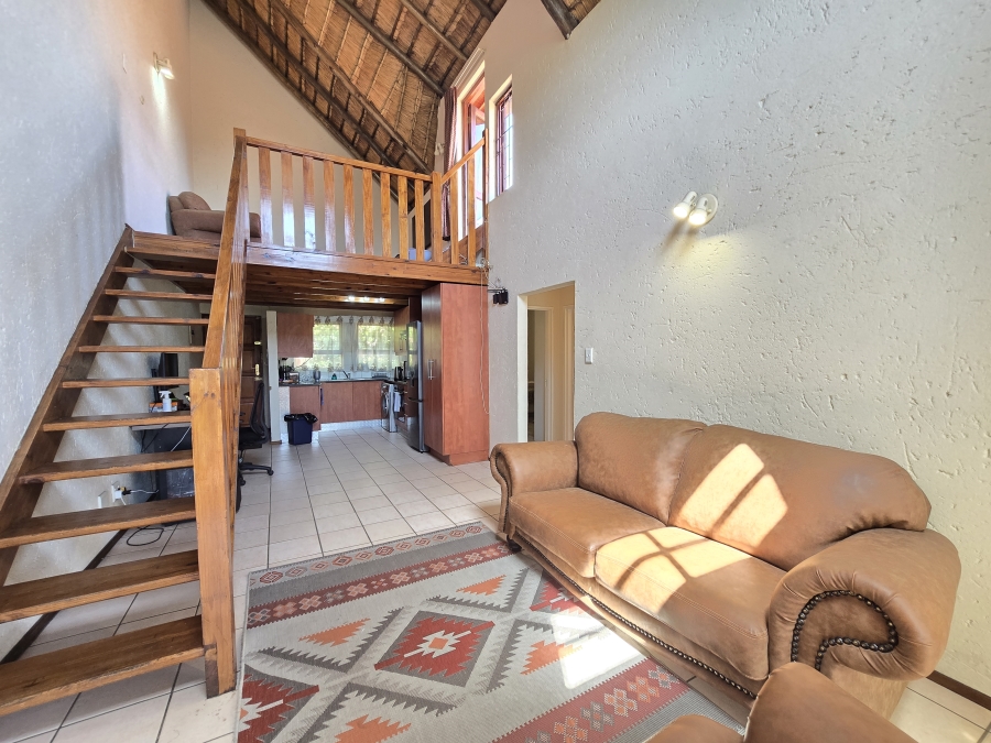 2 Bedroom Property for Sale in Sunninghill Gauteng