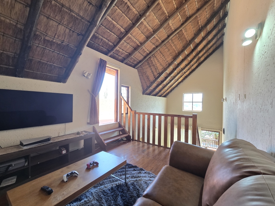 2 Bedroom Property for Sale in Sunninghill Gauteng