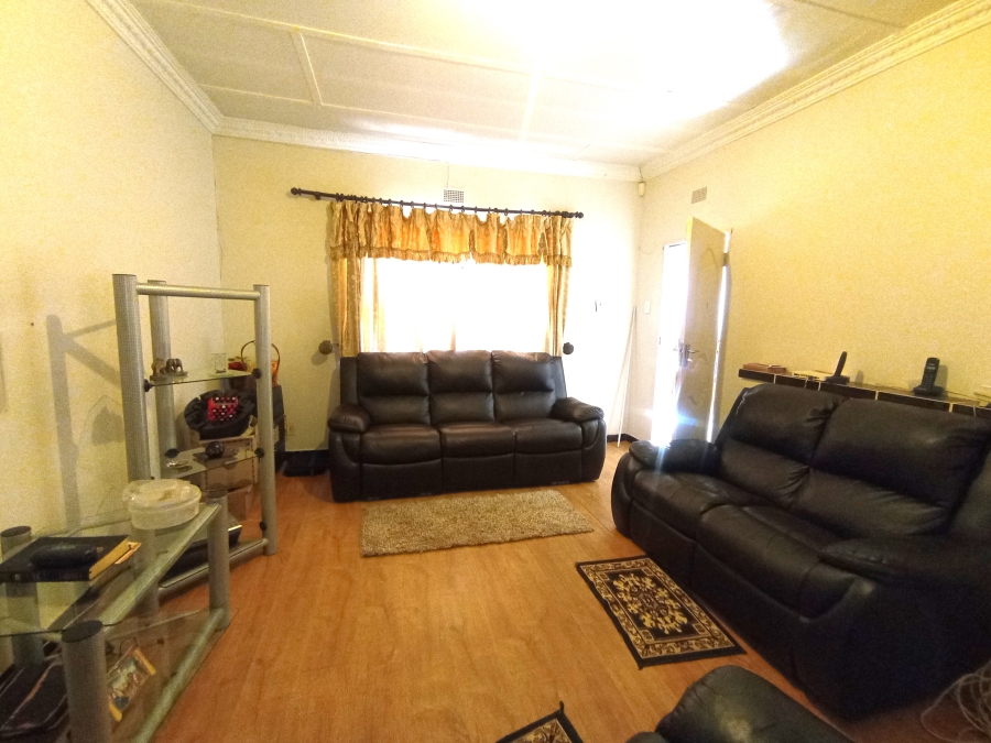 3 Bedroom Property for Sale in Crosby Gauteng