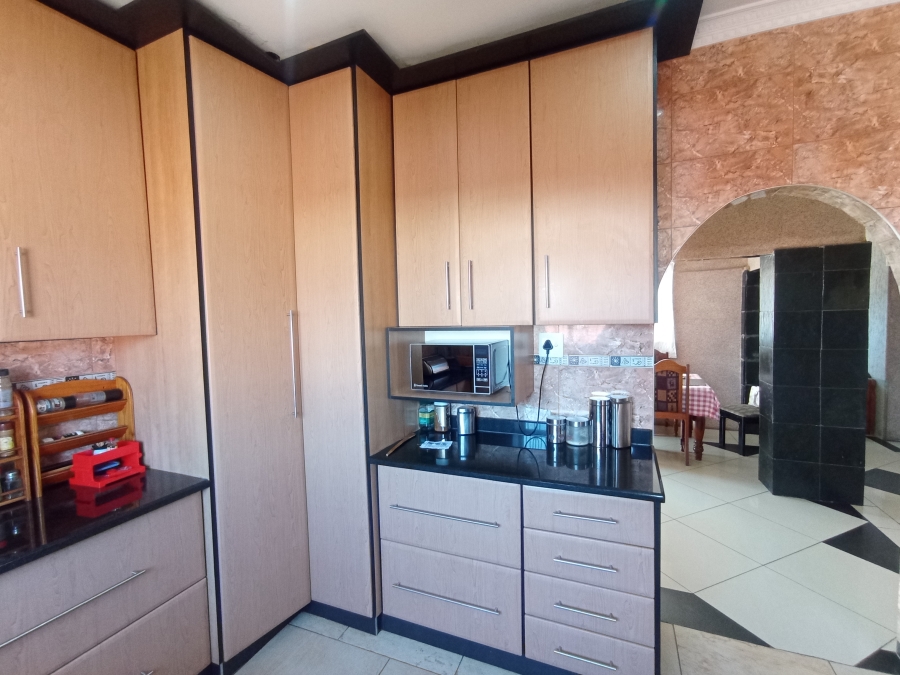 3 Bedroom Property for Sale in Crosby Gauteng