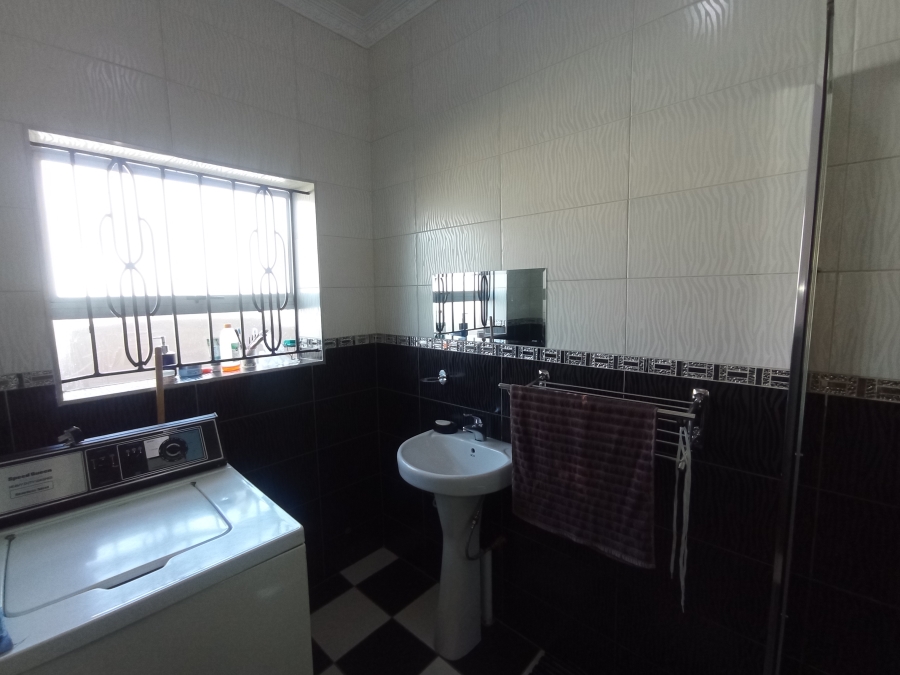 3 Bedroom Property for Sale in Crosby Gauteng