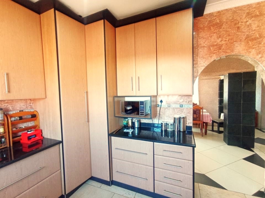 3 Bedroom Property for Sale in Crosby Gauteng