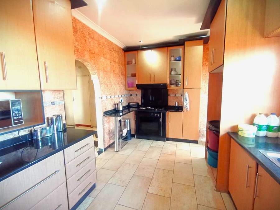 3 Bedroom Property for Sale in Crosby Gauteng