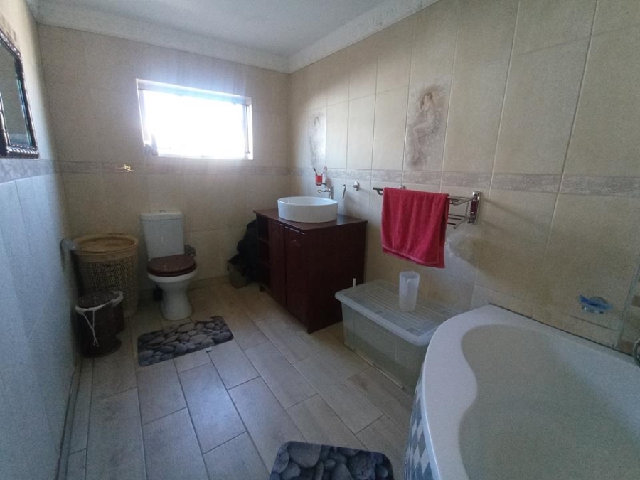 3 Bedroom Property for Sale in Crosby Gauteng