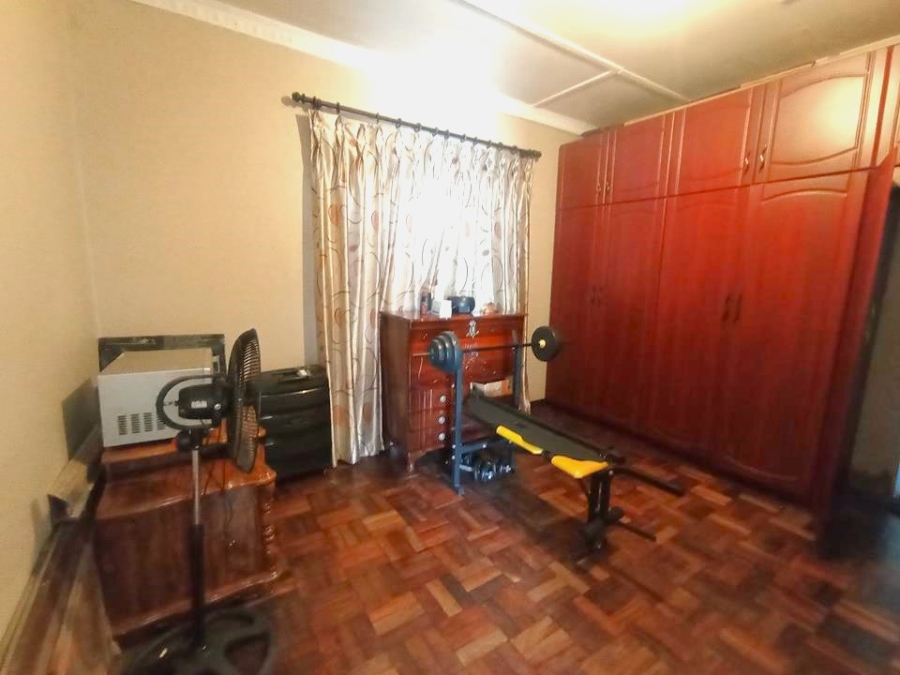 3 Bedroom Property for Sale in Crosby Gauteng