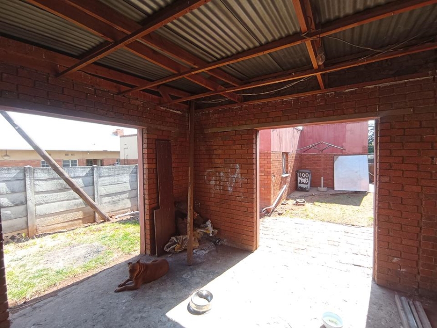 3 Bedroom Property for Sale in Crosby Gauteng