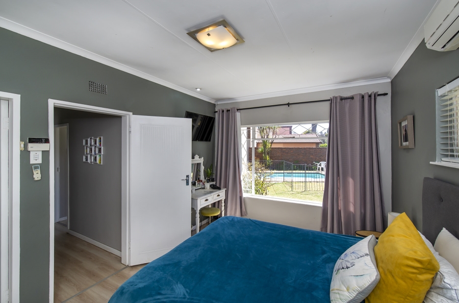 5 Bedroom Property for Sale in Highway Gardens Gauteng