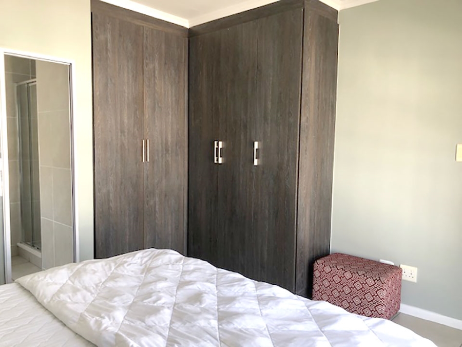 1 Bedroom Property for Sale in Bryanston Gauteng