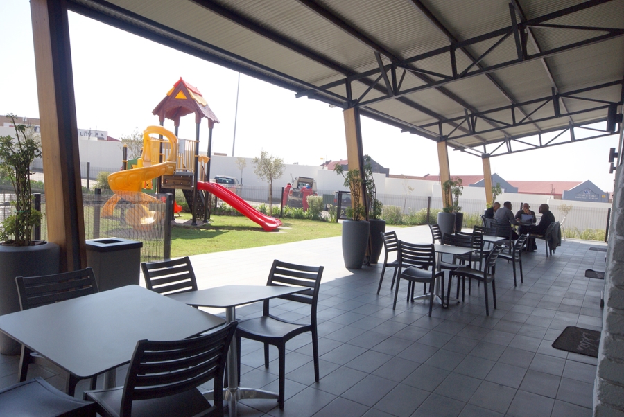 1 Bedroom Property for Sale in Bryanston Gauteng