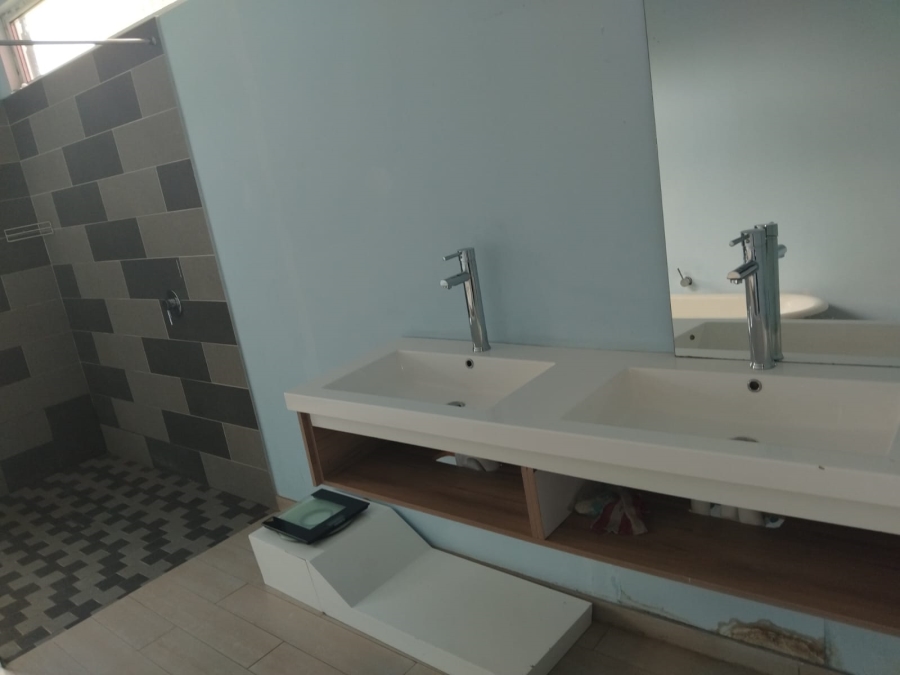 4 Bedroom Property for Sale in Norton Home Estate AH Gauteng