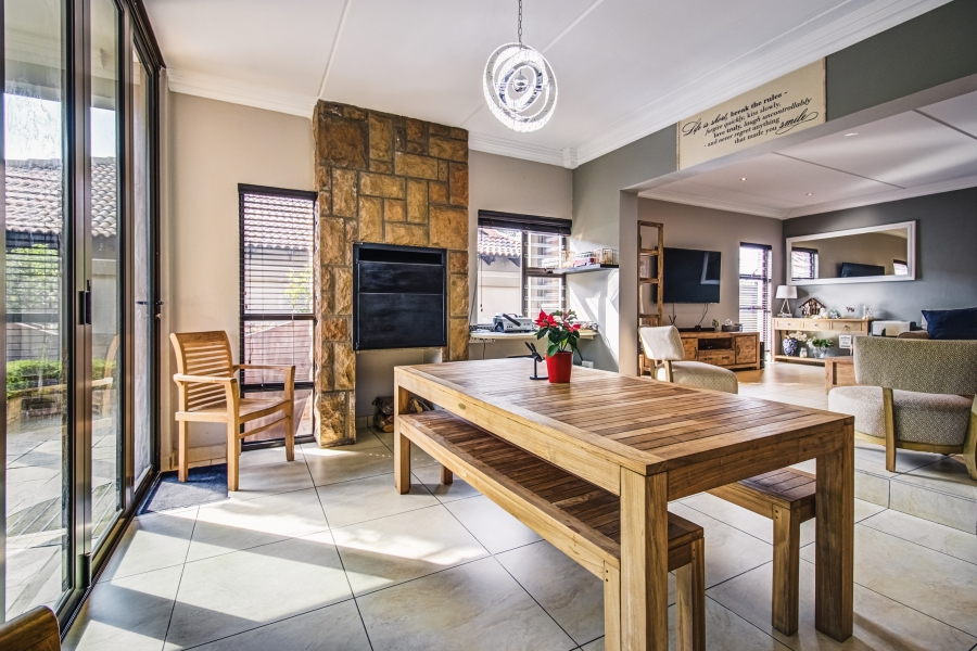 4 Bedroom Property for Sale in Glen Marais Gauteng