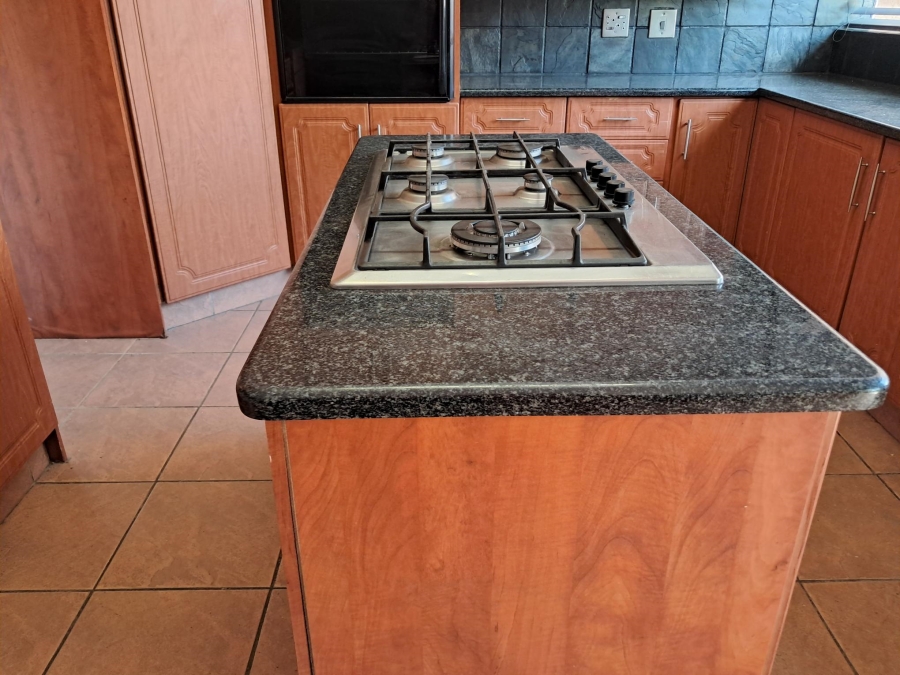 4 Bedroom Property for Sale in Dalpark Gauteng