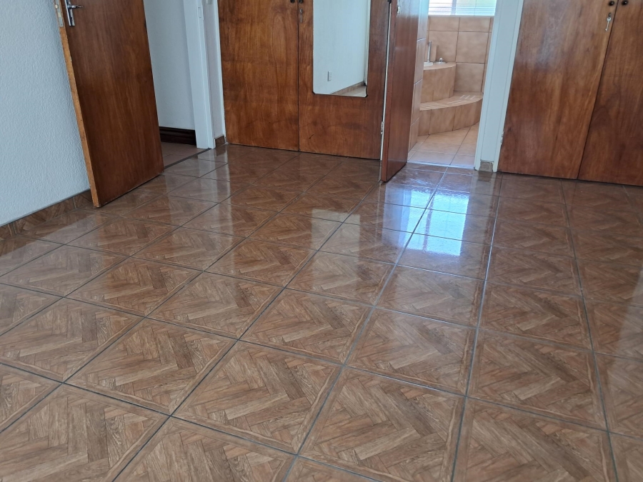 4 Bedroom Property for Sale in Dalpark Gauteng