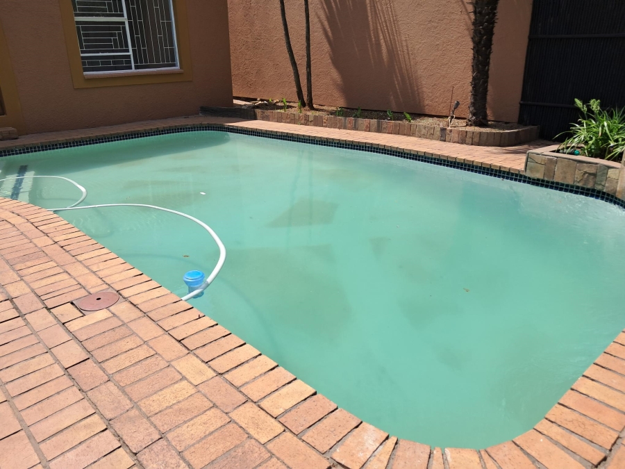 4 Bedroom Property for Sale in Dalpark Gauteng
