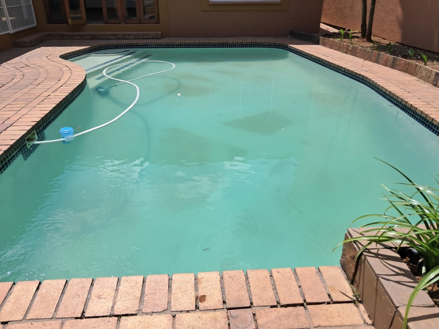 4 Bedroom Property for Sale in Dalpark Gauteng