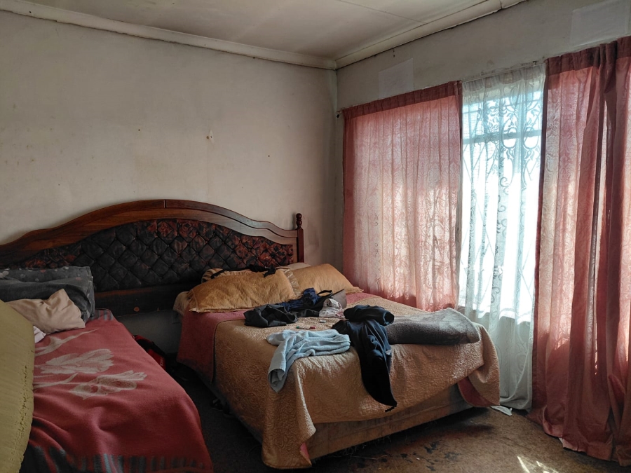 8 Bedroom Property for Sale in Actonville Gauteng