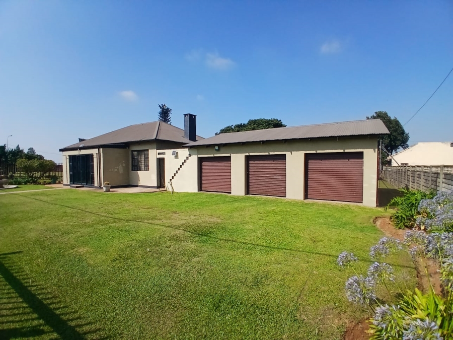 5 Bedroom Property for Sale in Persida Gauteng