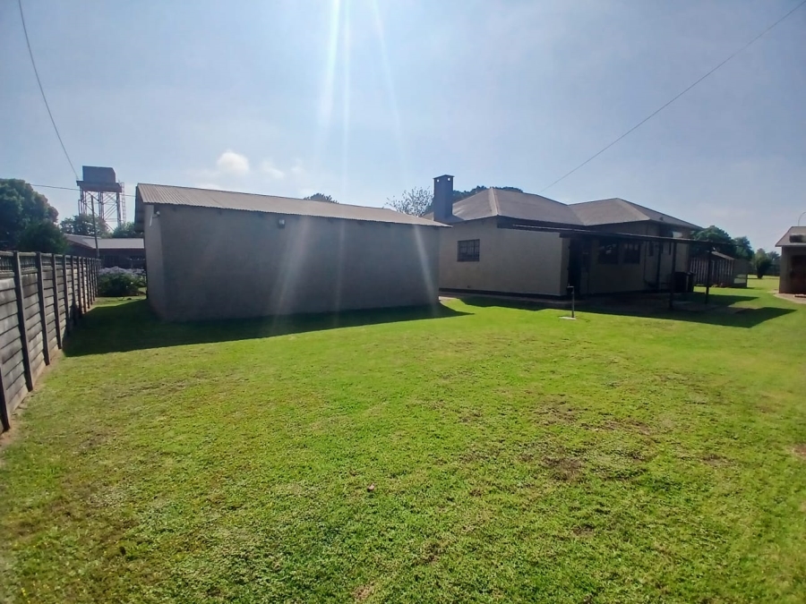 5 Bedroom Property for Sale in Persida Gauteng