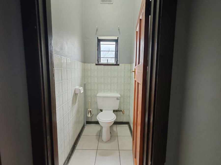 5 Bedroom Property for Sale in Persida Gauteng