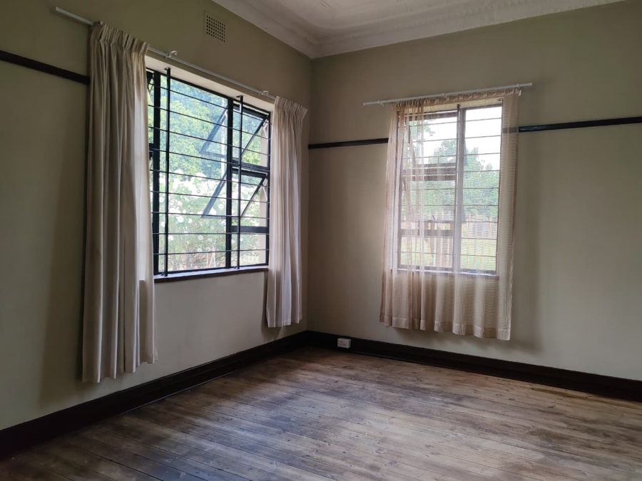 5 Bedroom Property for Sale in Persida Gauteng