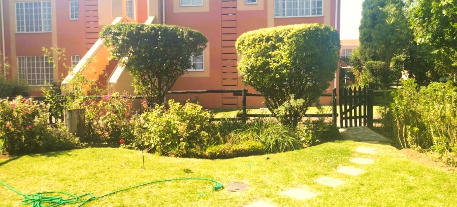 2 Bedroom Property for Sale in Farrarmere Gauteng