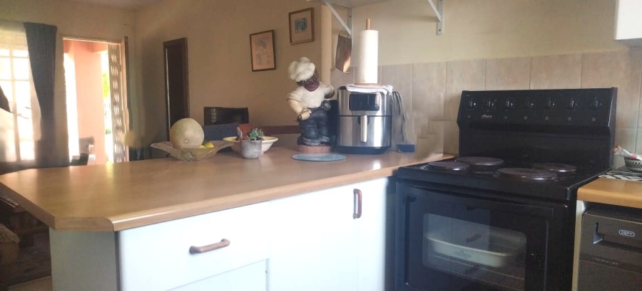 2 Bedroom Property for Sale in Farrarmere Gauteng