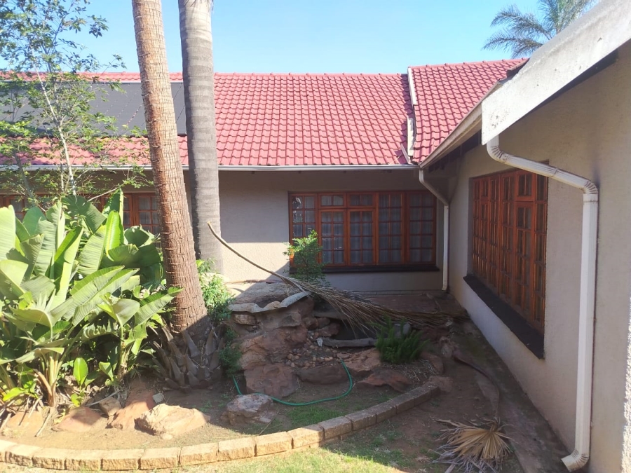 4 Bedroom Property for Sale in Lambton Gauteng