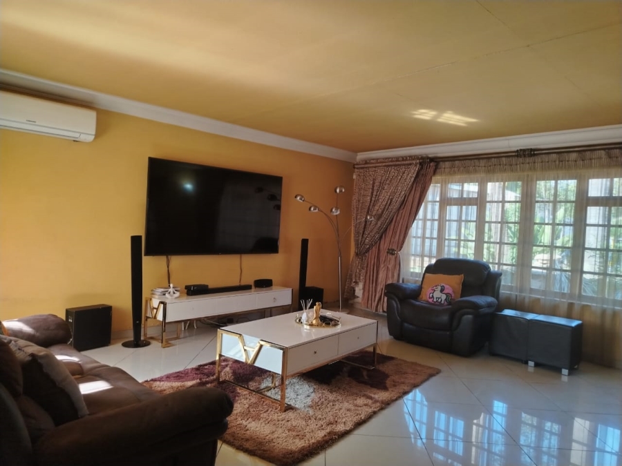 4 Bedroom Property for Sale in Lambton Gauteng