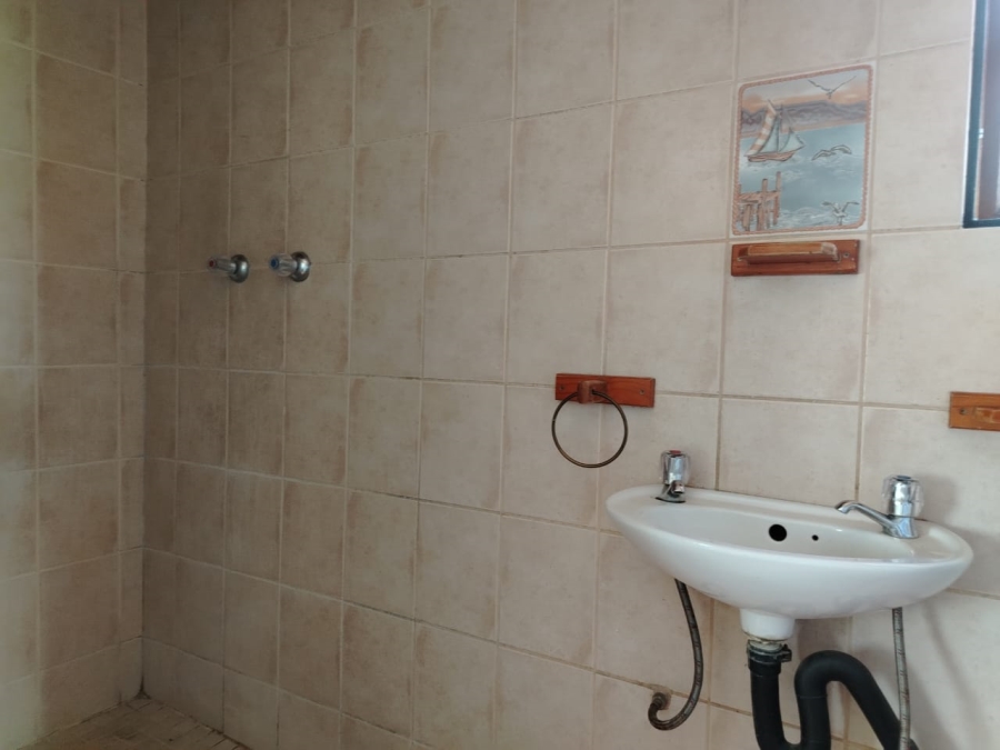 4 Bedroom Property for Sale in Lambton Gauteng