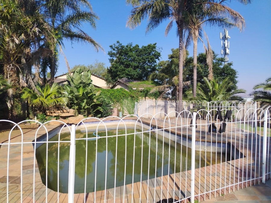 4 Bedroom Property for Sale in Lambton Gauteng