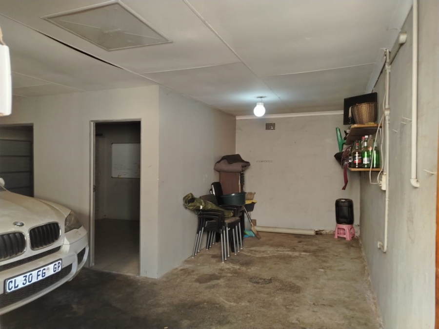 4 Bedroom Property for Sale in Lambton Gauteng