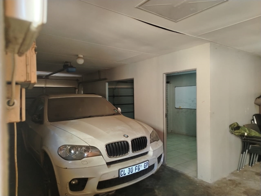 4 Bedroom Property for Sale in Lambton Gauteng