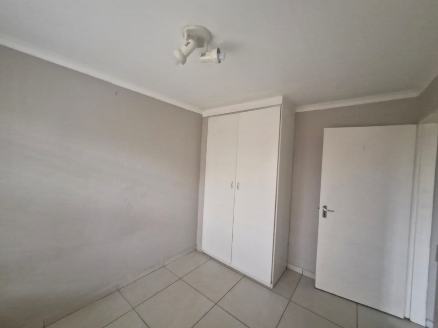 To Let 3 Bedroom Property for Rent in Bardene Gauteng
