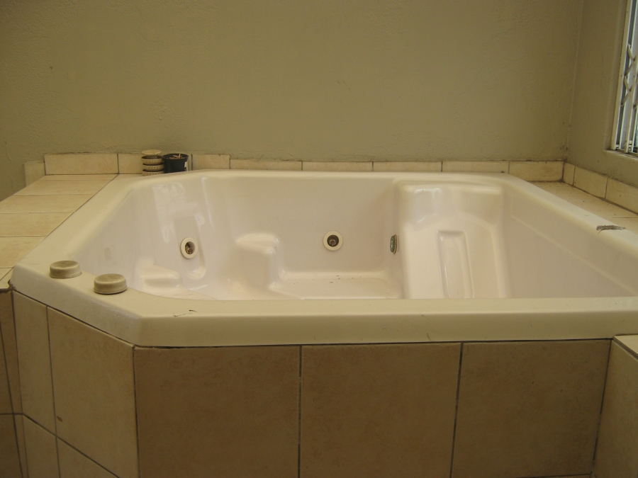 3 Bedroom Property for Sale in Oriel Gauteng