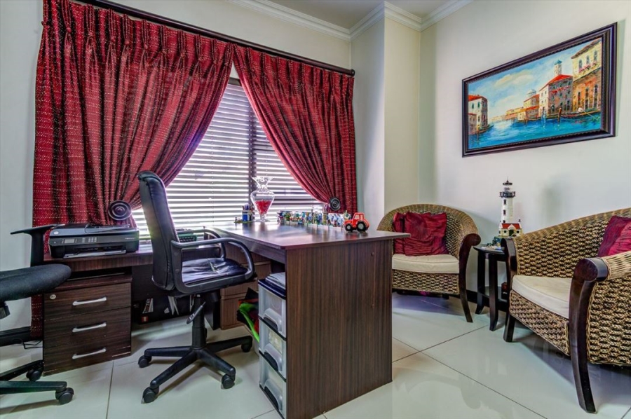 4 Bedroom Property for Sale in Sunward Park Gauteng