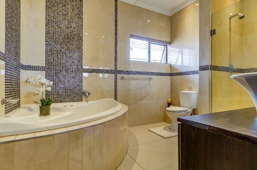 4 Bedroom Property for Sale in Sunward Park Gauteng