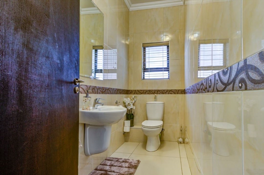 4 Bedroom Property for Sale in Sunward Park Gauteng