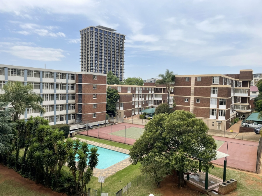 1 Bedroom Property for Sale in Bedford Gardens Gauteng